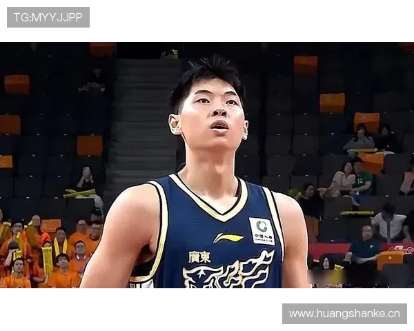 大量球迷送祝福!广东男篮官媒发文 祝崔永熙生日快乐健康涨球_赛季_广州_1